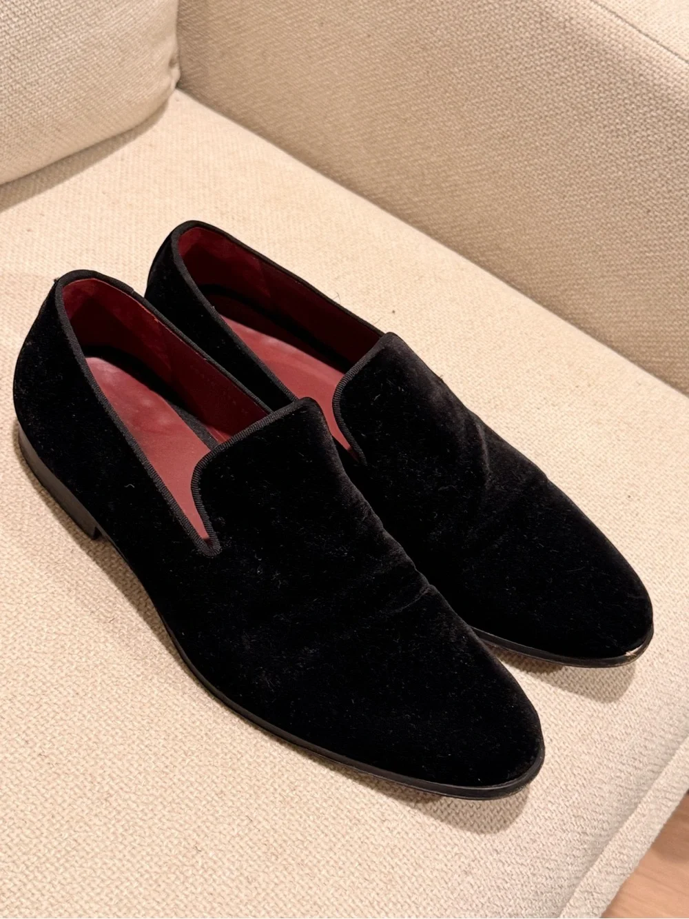 Magnanni Black Velvet Slip-On Loafers with Red Leather Lining